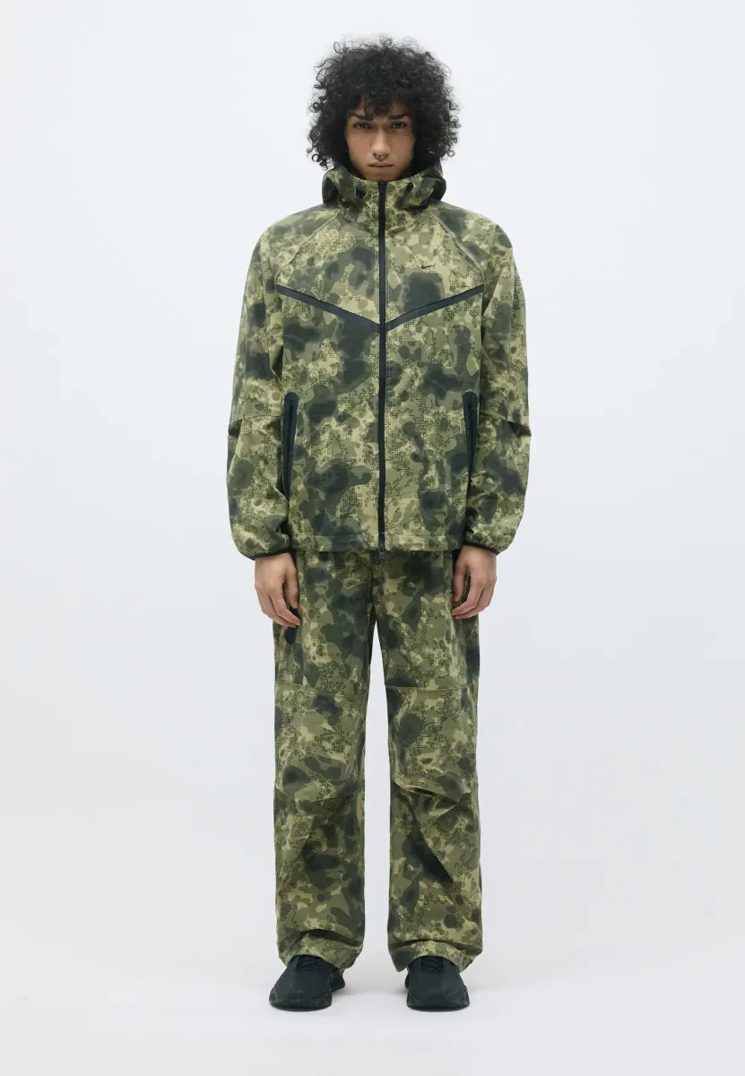 TECH  - Leichte Jacke - neutral olive/black