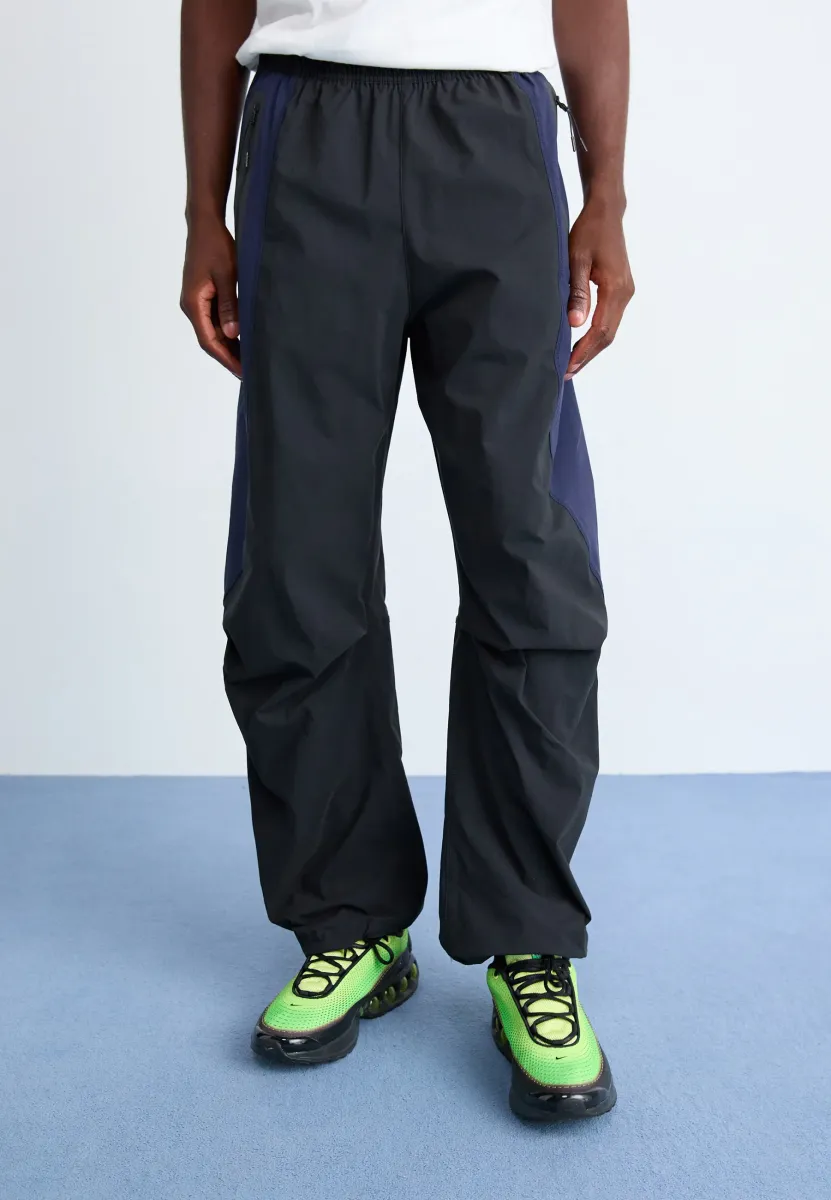 TECH PANT - Jogginghose - black/obsidian