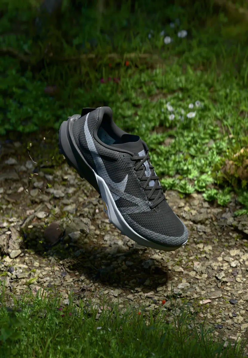 TERRA KIGER 10 - Laufschuh Trail - black/white/cool grey