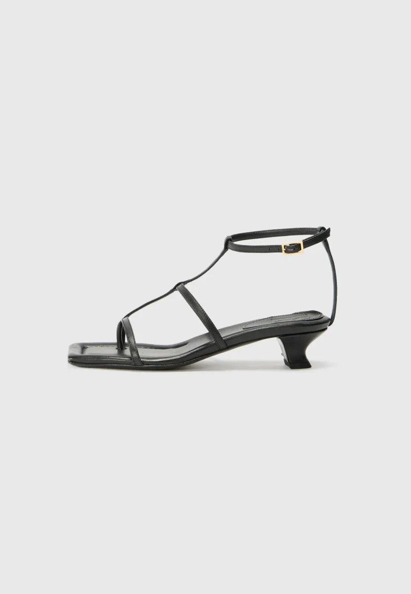 TEVA - Pumps - black