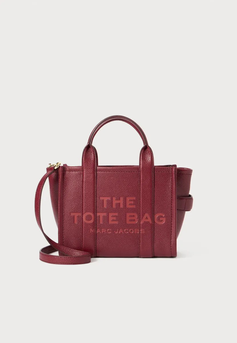 THE SMALL TOTE - Handtasche - cherry