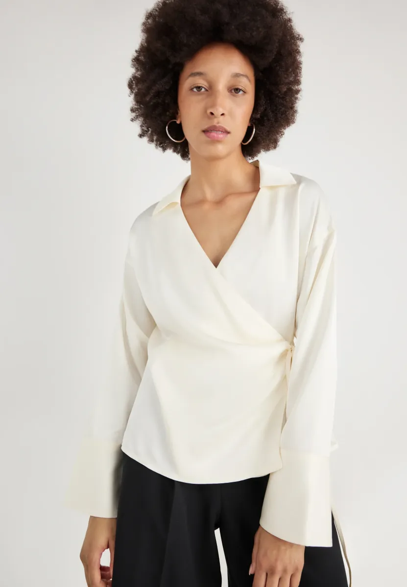 TIE FRONT SHIRT - Bluse - cream