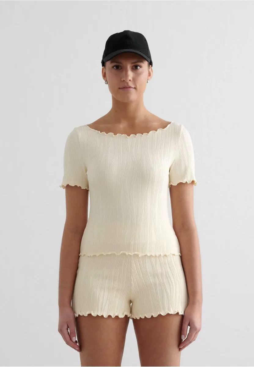 Top - white