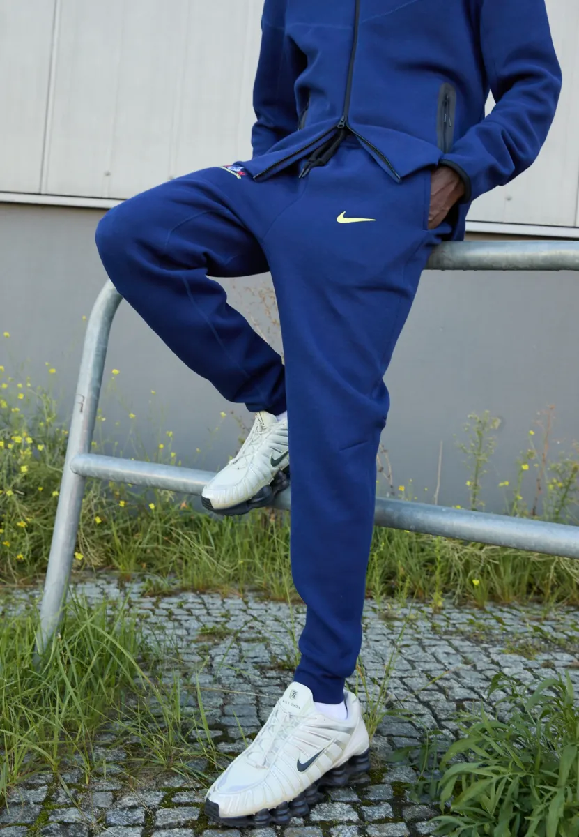 TOTTENHAM HOTSPUR TECH JOGGER PANT - Vereinsmannschaften - blue void/dynamic yellow