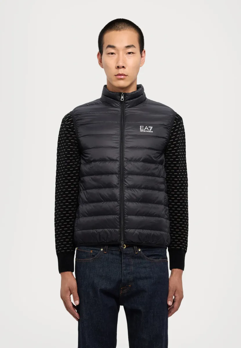 TRAIN CORE LIGHT VEST - Weste - black