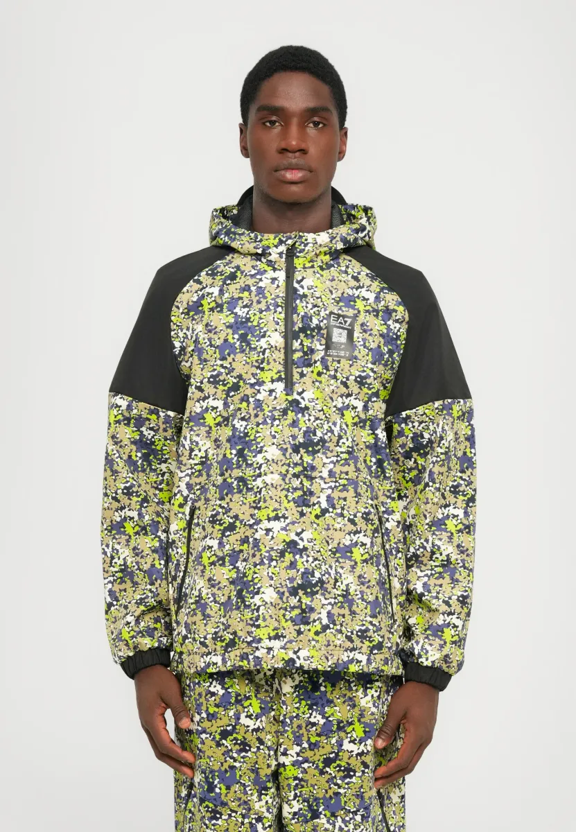 TRAIN VISIBILITY JACKET GRAPHIC - Windbreaker - fancy green new camou