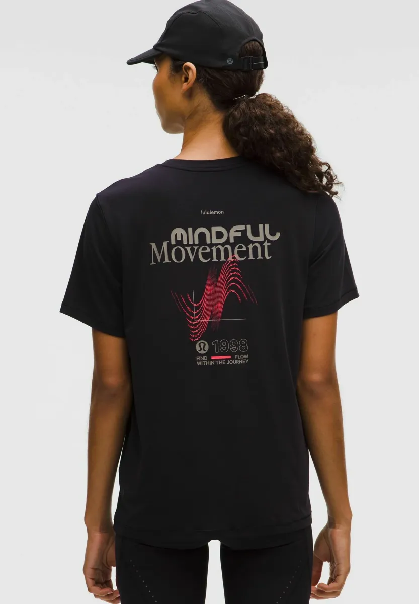 TRAINING SHORT SLEEVE GRAPHIC - T-Shirt print - nightmoth