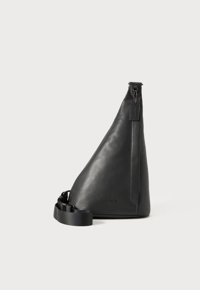 TRIANGLE SLING BAG - Umhängetasche - black