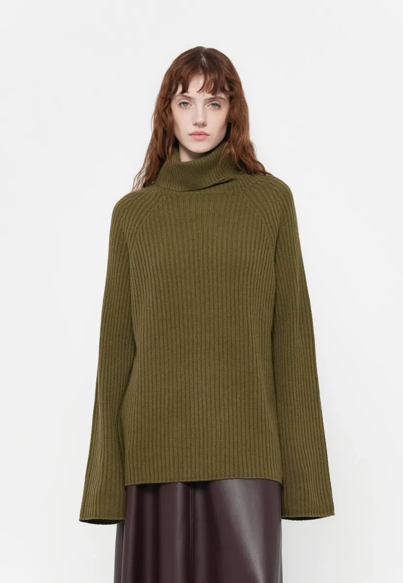 TURTLE NECK - Strickpullover - khaki green