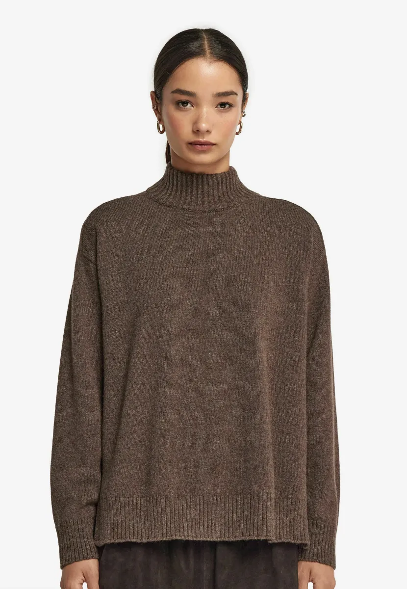 TURTLENECK - Strickpullover - Brown