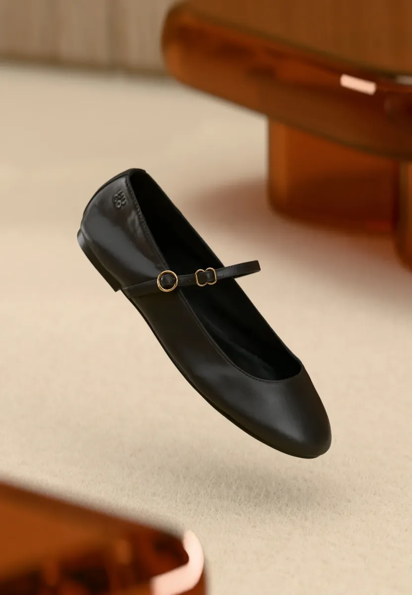 TYLIA - Riemchenballerina - black