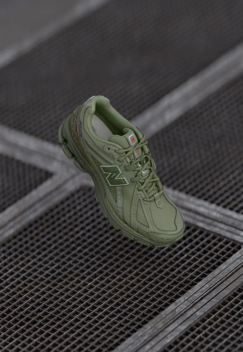 U1906 UNISEX - Sneaker low - dark olivine