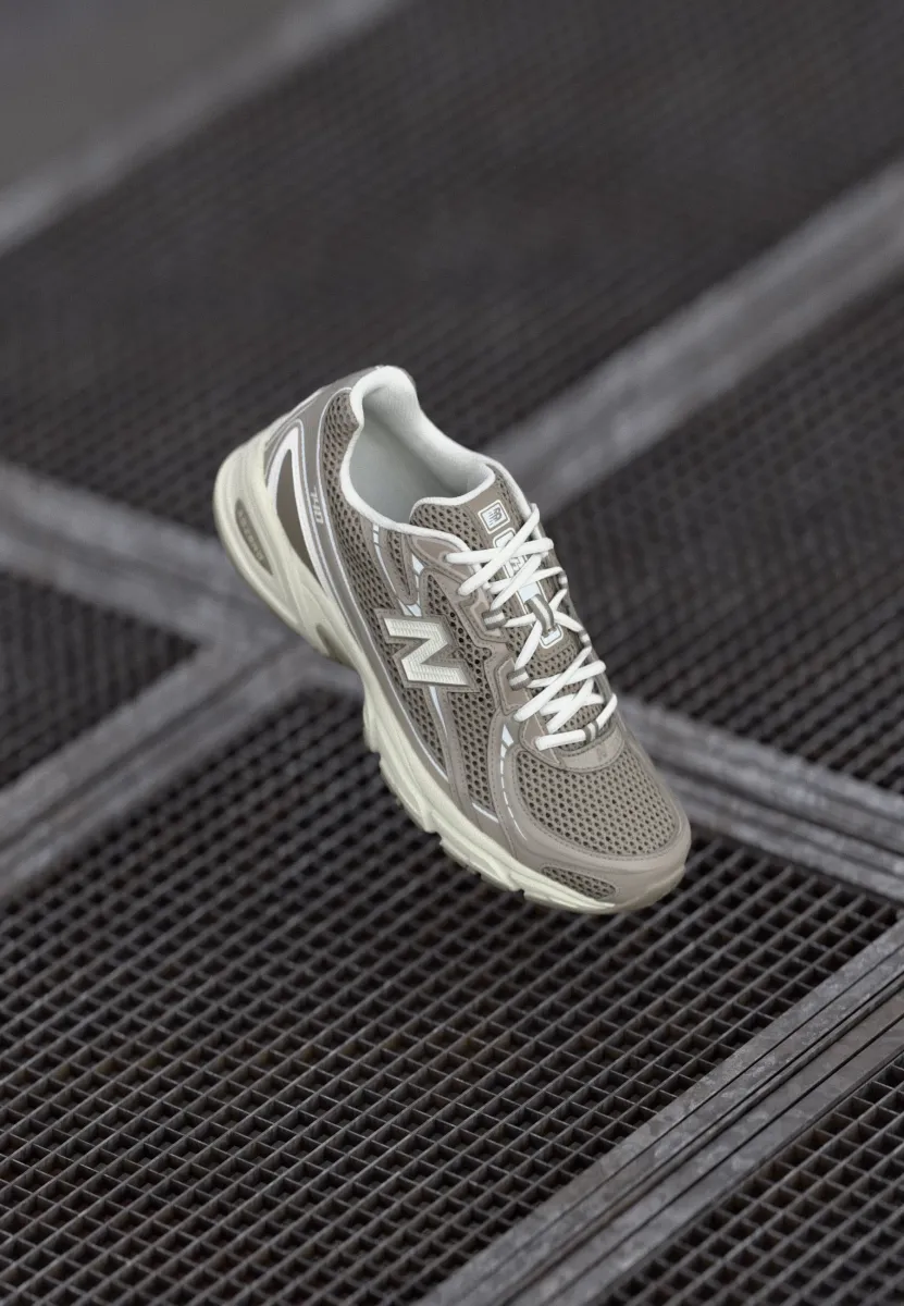 U740 UNISEX - Sneaker low - dark olivine