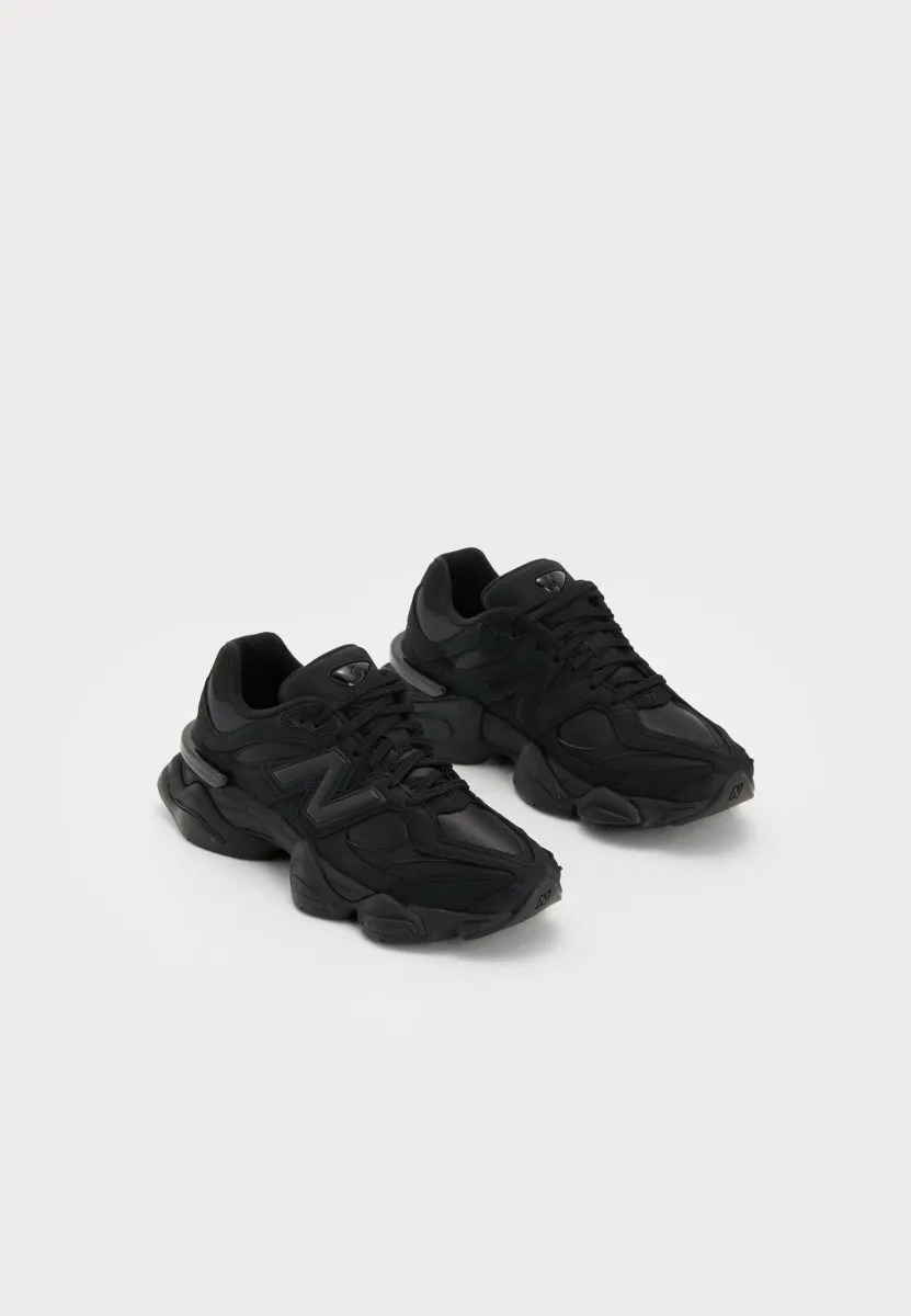U9060 SATIN - Sneaker low - black