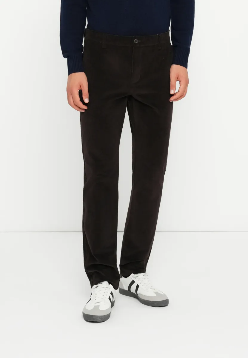 ULTIMATE - Chino - mole