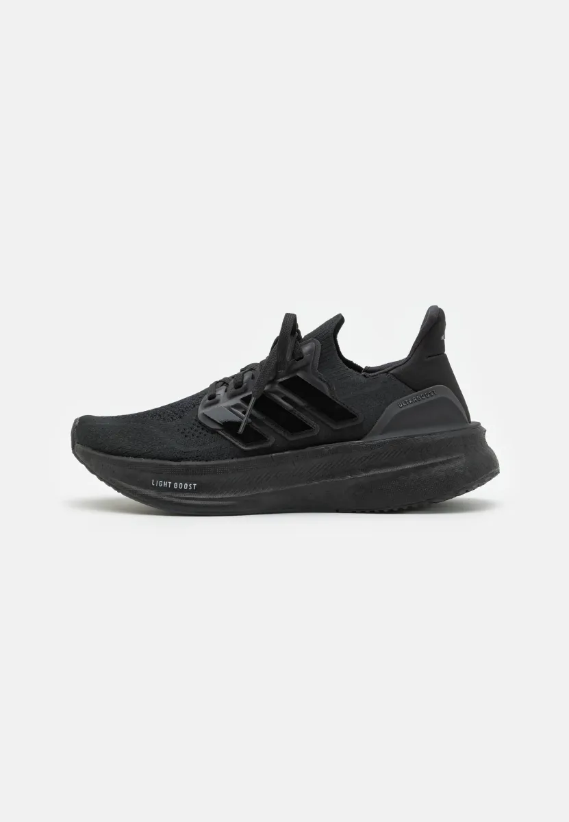 ULTRABOOST 5 - Laufschuh Straße - core black