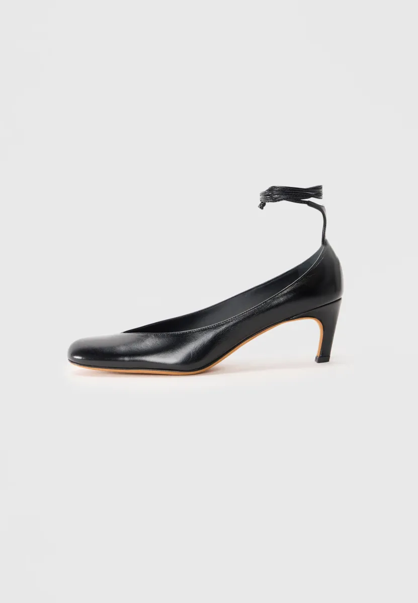 UMA - Pumps - black