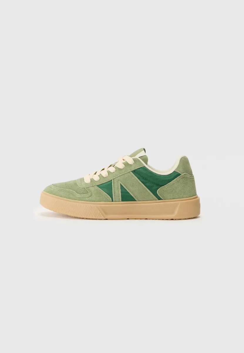 UNCOVER UNISEX - Sneaker low - grass/green/gum
