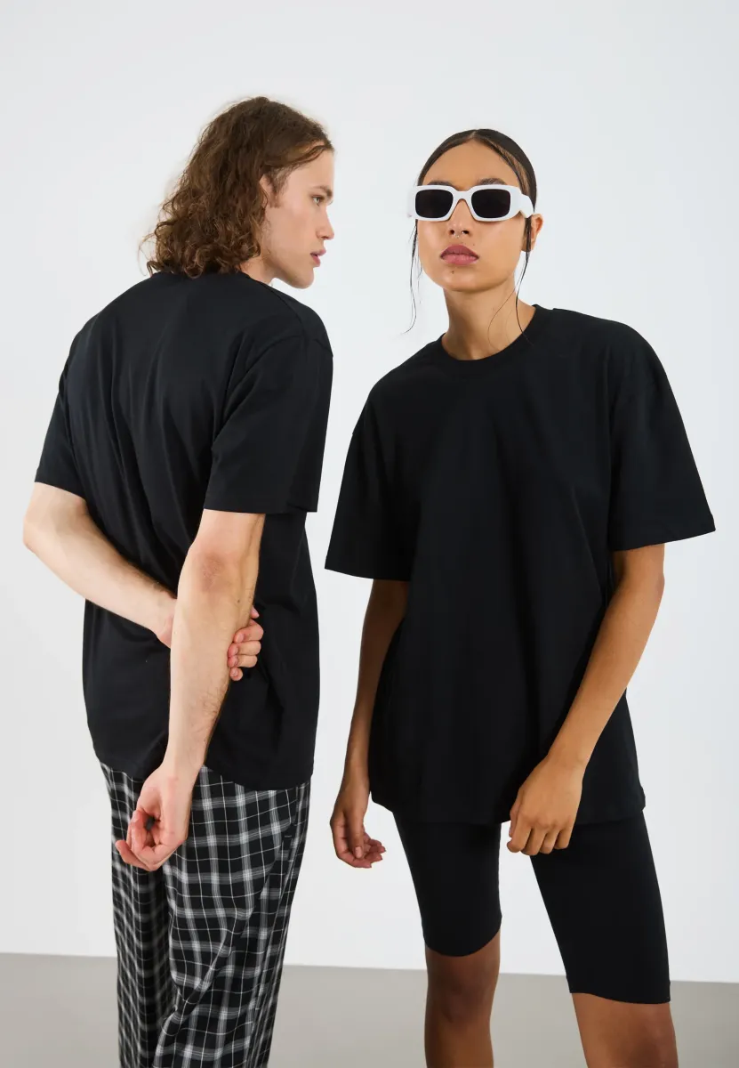 UNISEX BASIC OVERSIZED T-SHIRT - T-Shirt basic - black