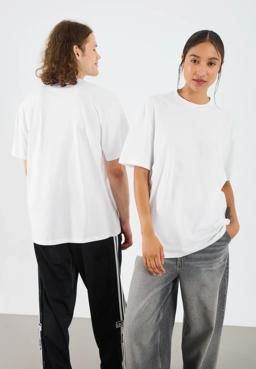 UNISEX BASIC OVERSIZED T-SHIRT - T-Shirt basic - white