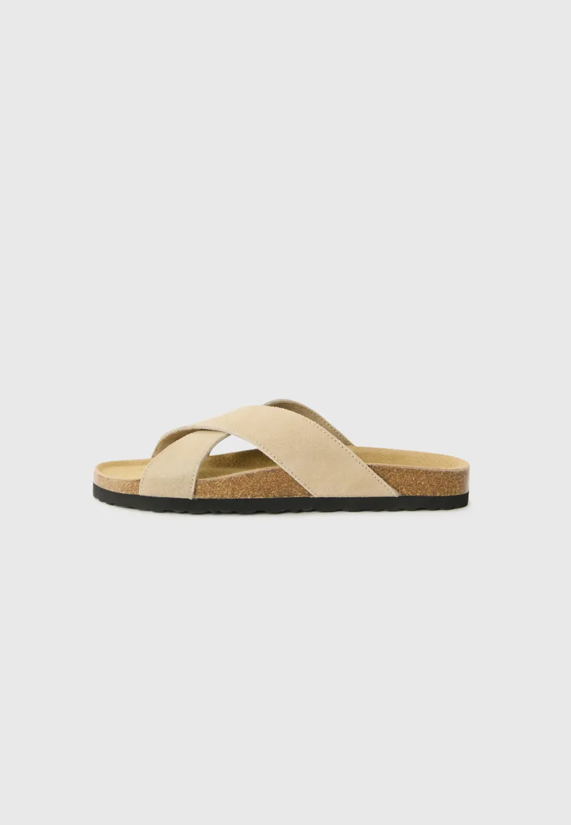 UNISEX - Pantolette flach - beige
