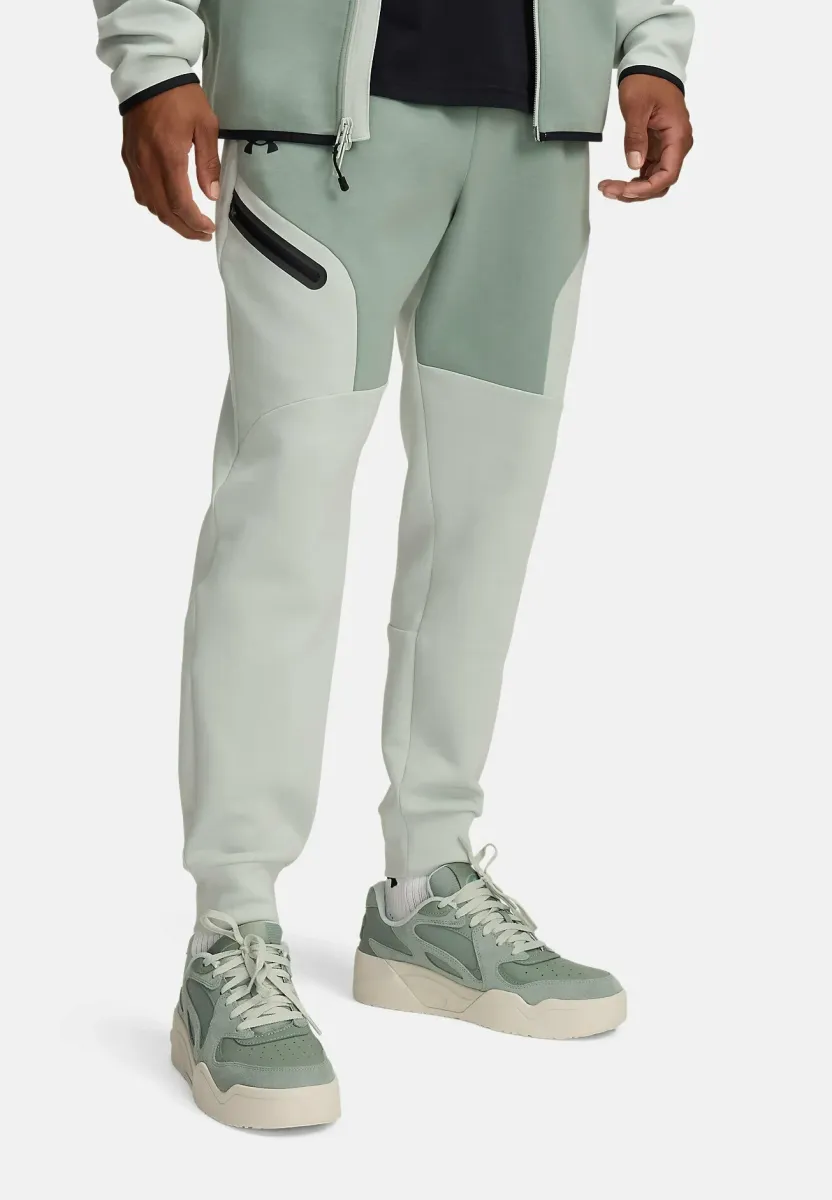 UNSTOPPABLE FLEECE - Jogginghose - silica green