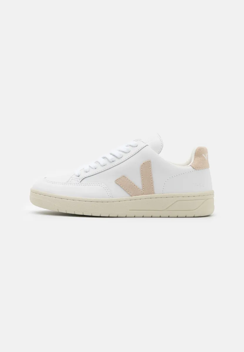 V-12 - Sneaker low - extra white/sable