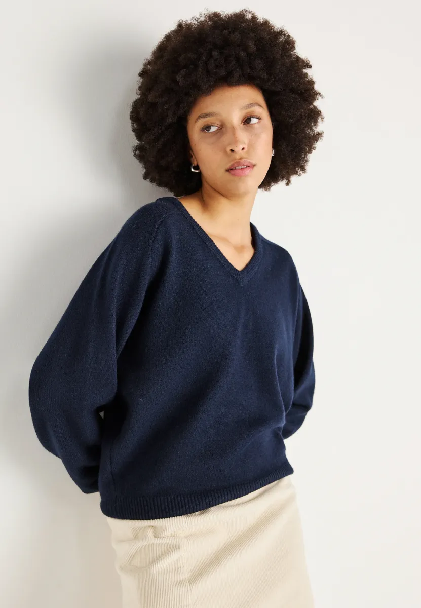 V NECK SWEATER - Strickpullover - navy blazer