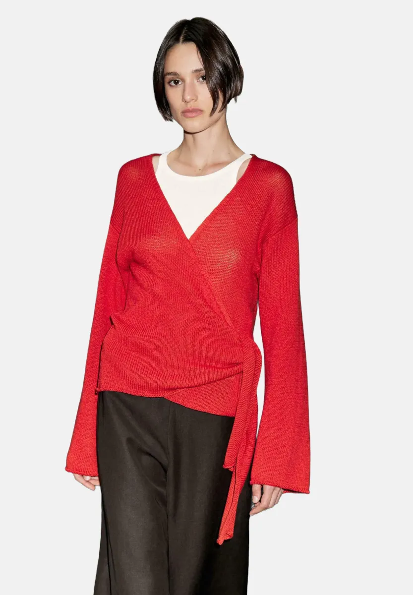 V-NECK WITH BELT DETAIL - Strickjacke - red