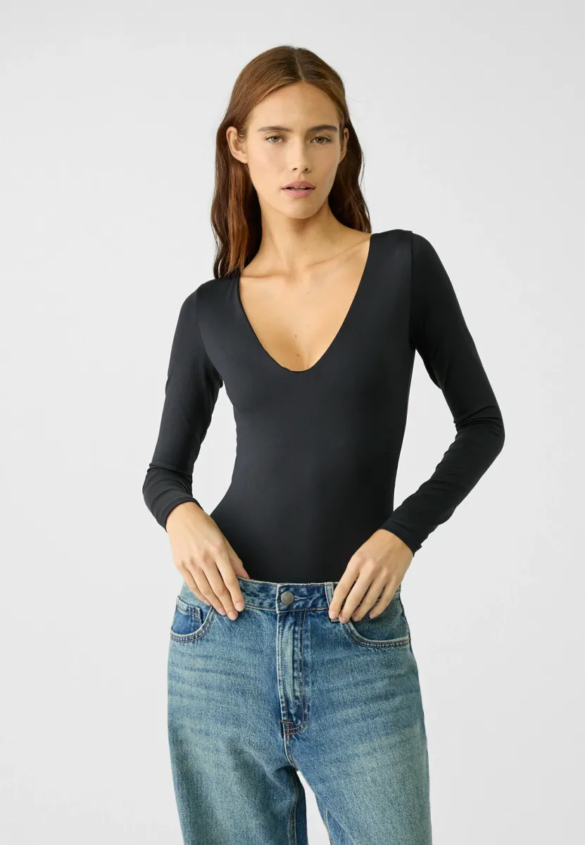 V-NECKLINE - Langarmshirt - black