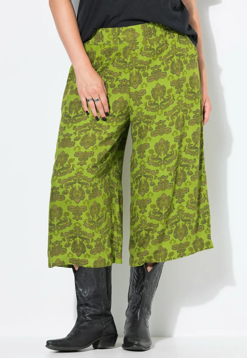 VERY WIDE PAISLEYS - Shorts - pea green