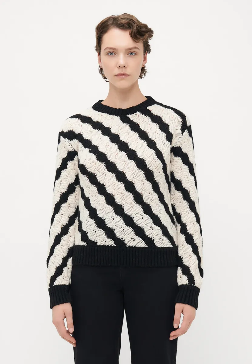 VMBUBLY O NECK  - Strickpullover - black/birch