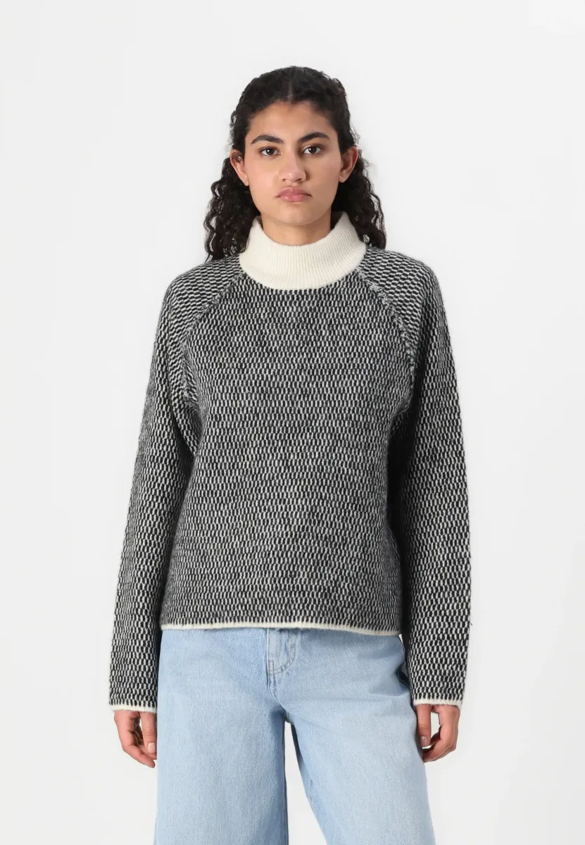 VMFELIZE HIGH NECK PULLOVER - Strickpullover - birch/black