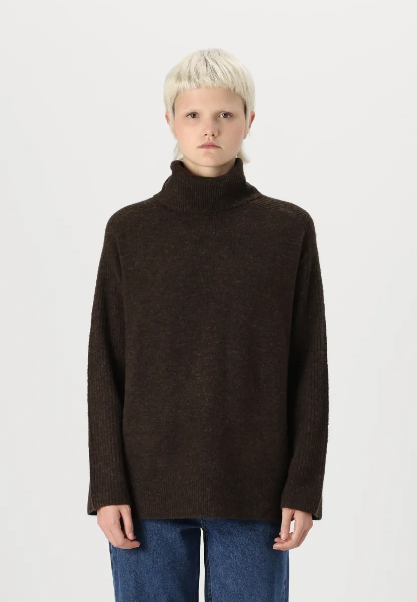 VMJUPITER HIGHNECK - Strickpullover - chocolate torte