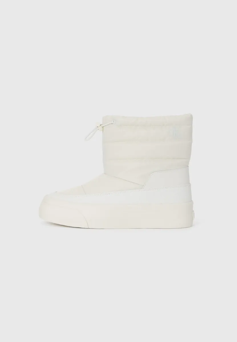 VULC FLATF - Snowboot/Winterstiefel - white