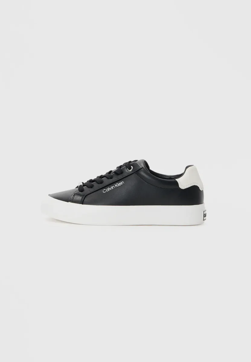 VULC - Sneaker low - black/marshmallow