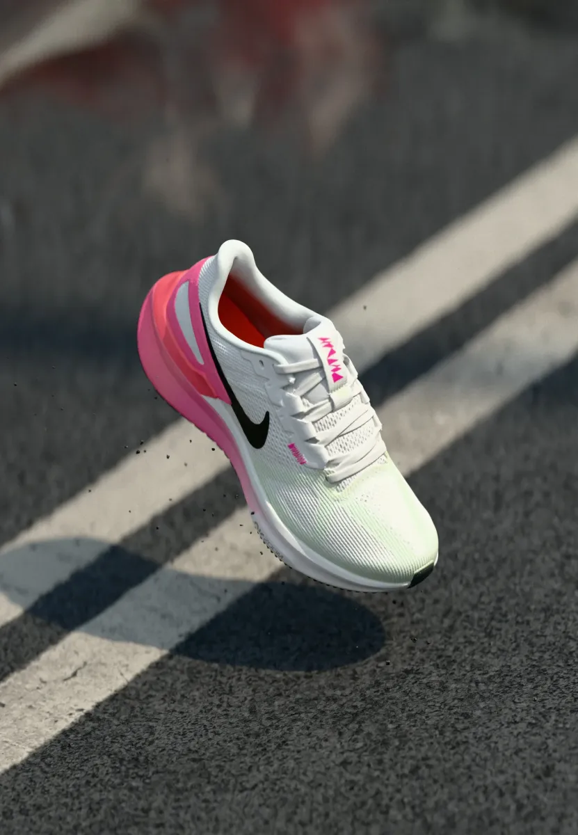 W NIKE STRUCTURE 25 CM - Laufschuh Straße - sail/sequoia-hyper pink-brt crimson-barely volt