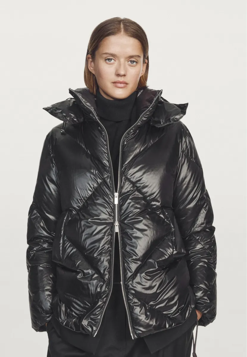 WATER-REPELLENT PUFFER - Daunenjacke - black