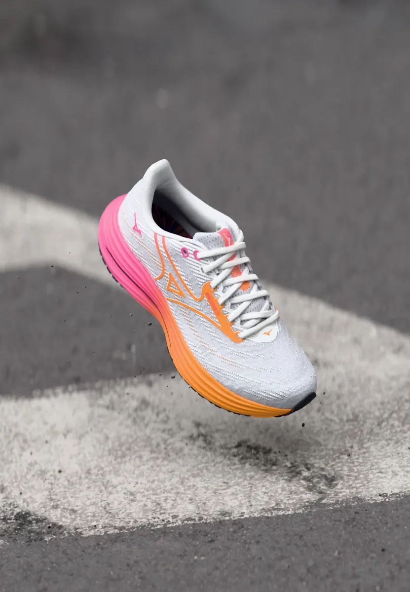 WAVE RIDER 29 HANABI UNISEX - Laufschuh Straße - white/tang orange/pink tetra