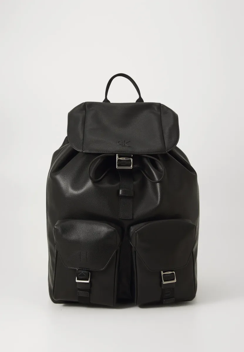 WEBBING STRAP FLAP BACKPACK - Tagesrucksack - black
