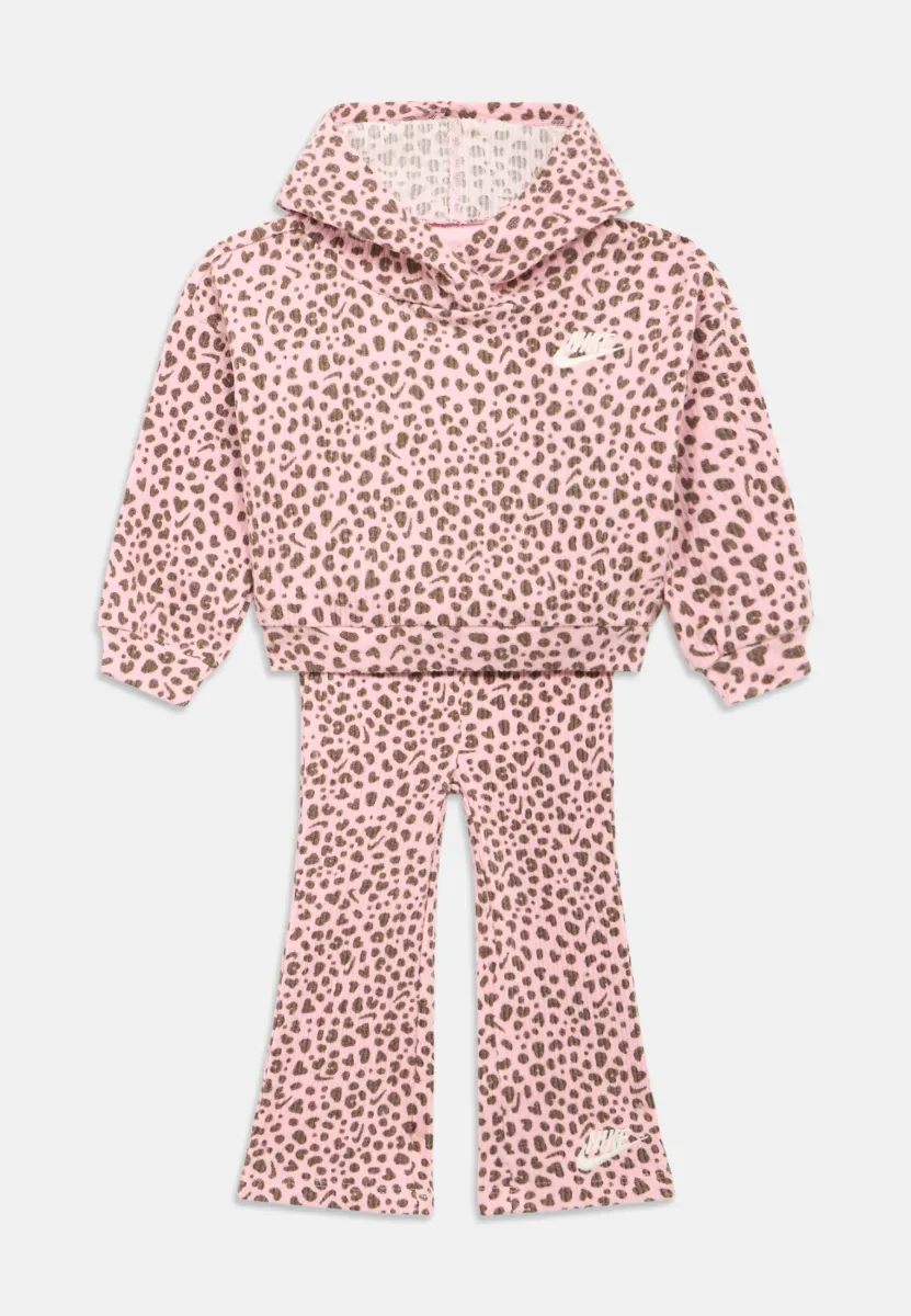 WILD WARMTH SET - Kapuzenpullover - medium soft pink