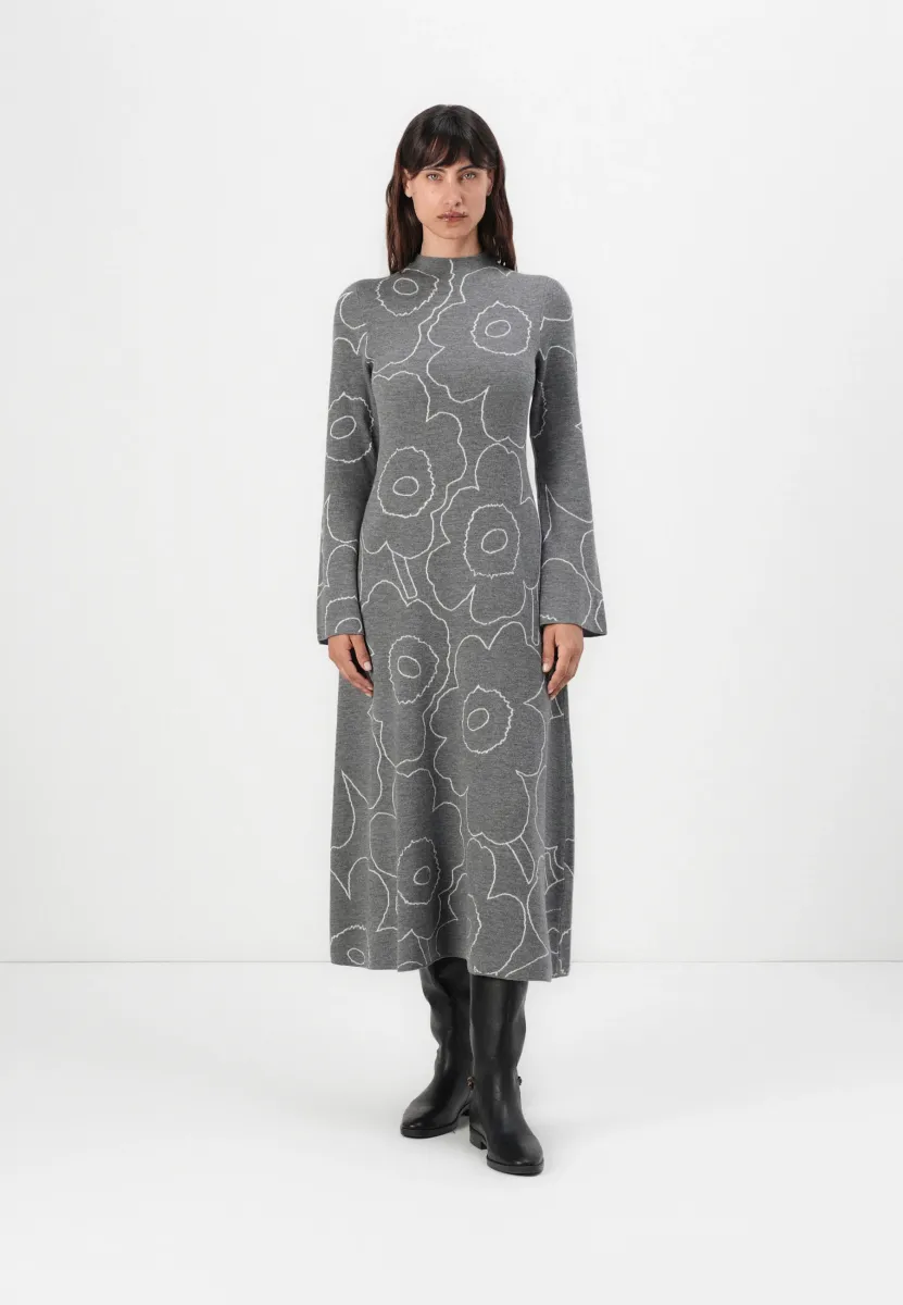 WILLAT PIIRTO UNIKKO - Strickkleid - dark grey/off white