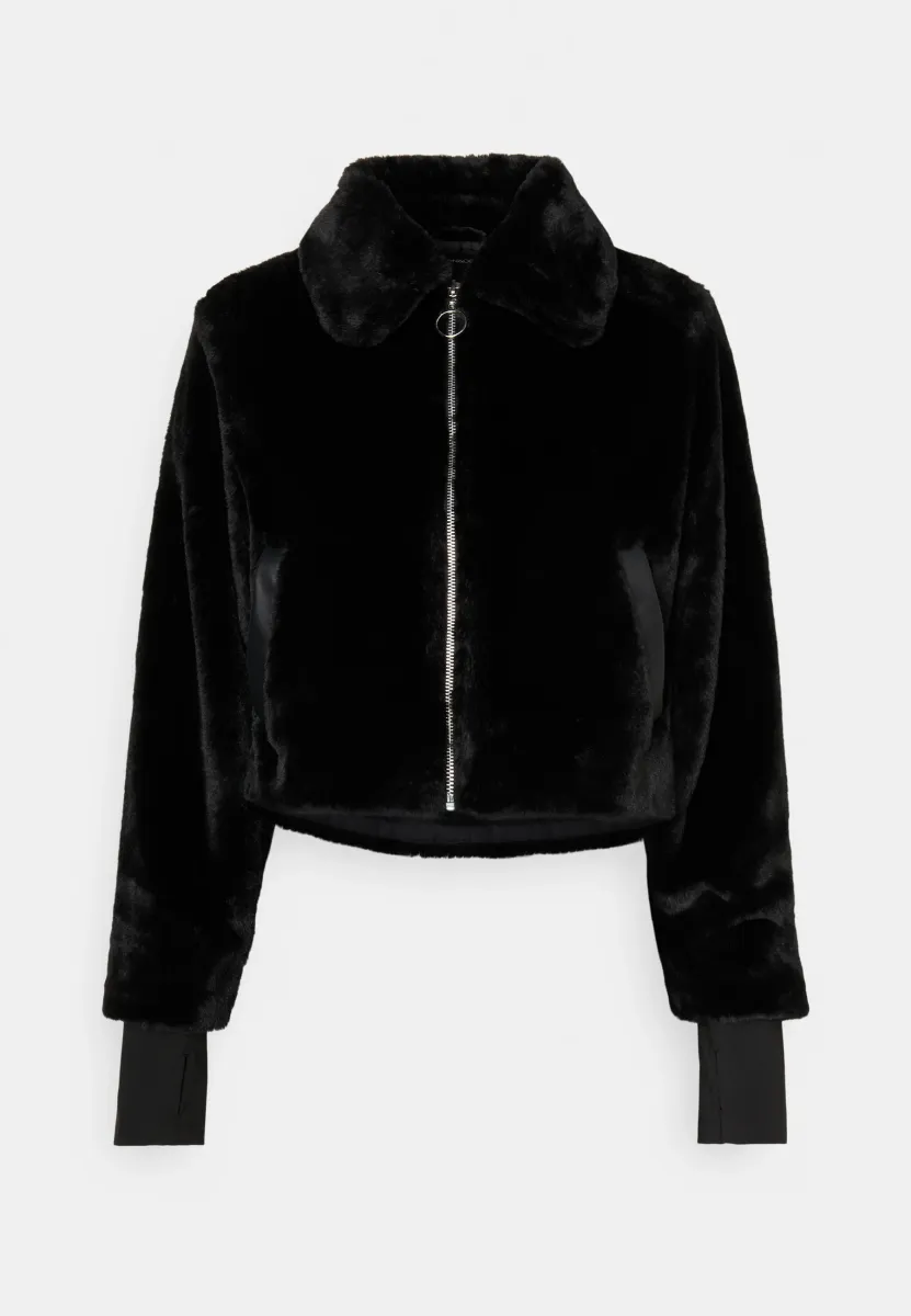 Winterjacke - black