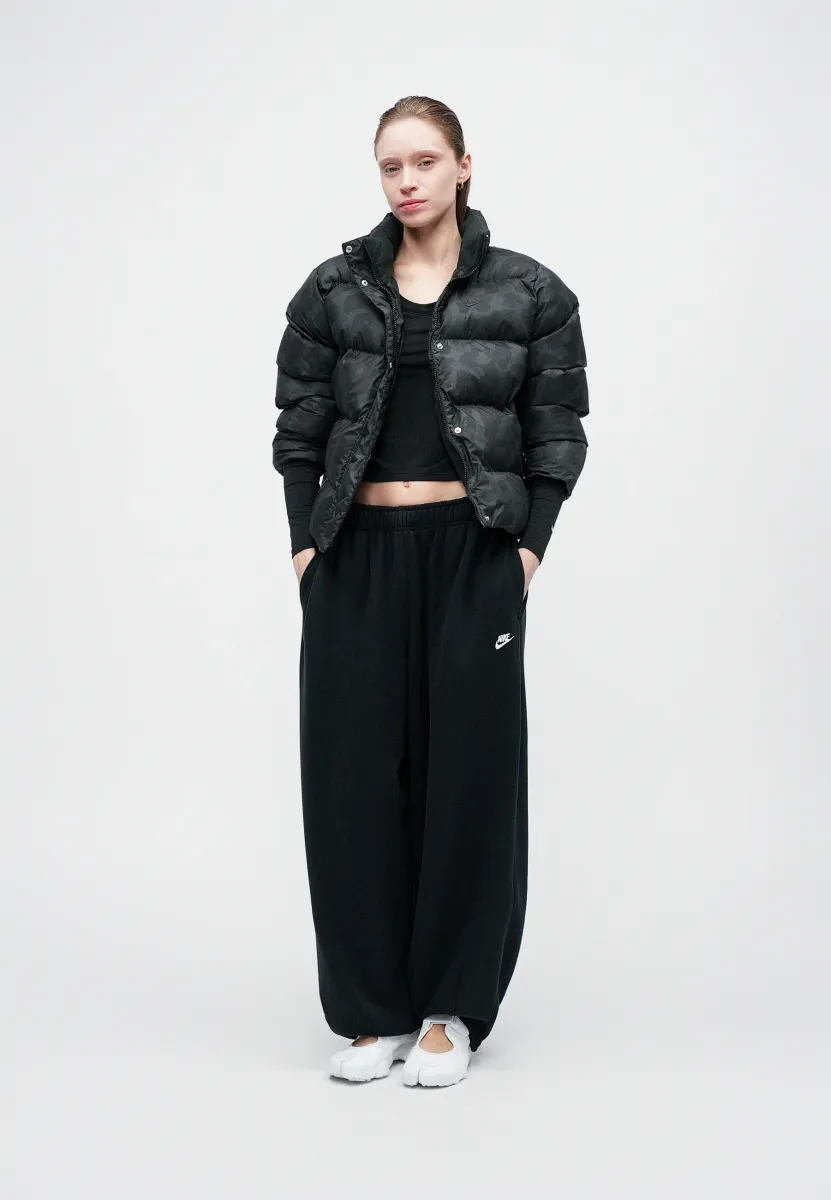 Winterjacke - black