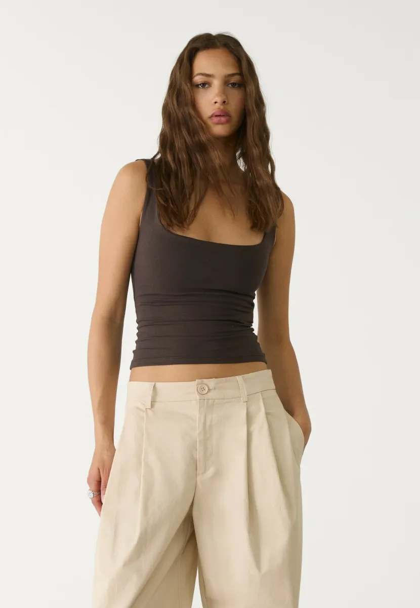 WITH A SQUARE-CUT NECKLINE - Top - dark brown