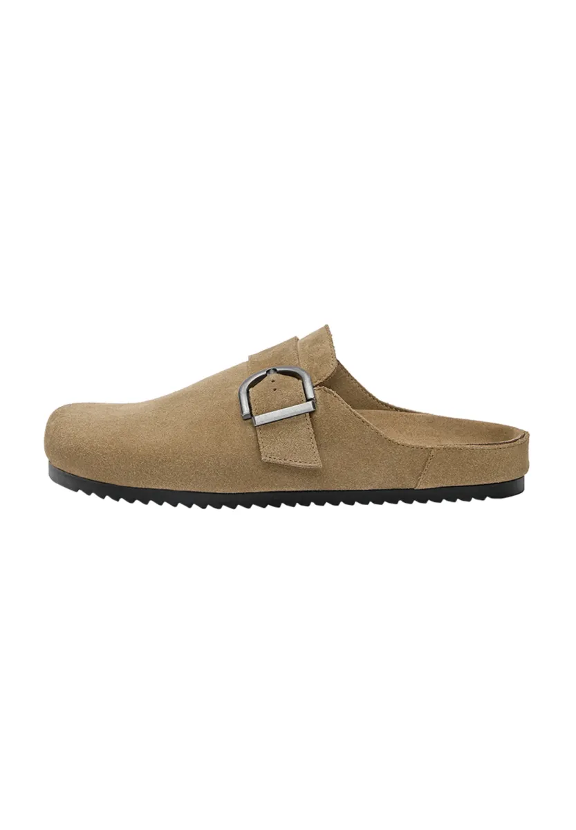 WITH BUCKLE - Pantolette flach - brown