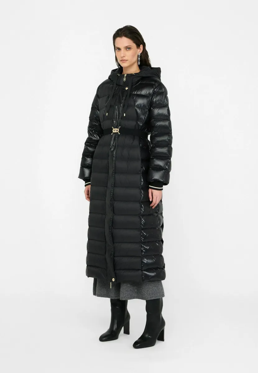 WITH HOOD - Daunenmantel - black