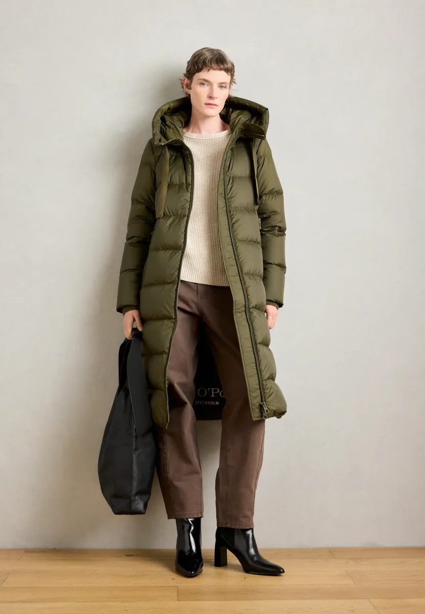 WITH HOOD DRAWSTRING AT WAIST - Daunenmantel - mossy olive