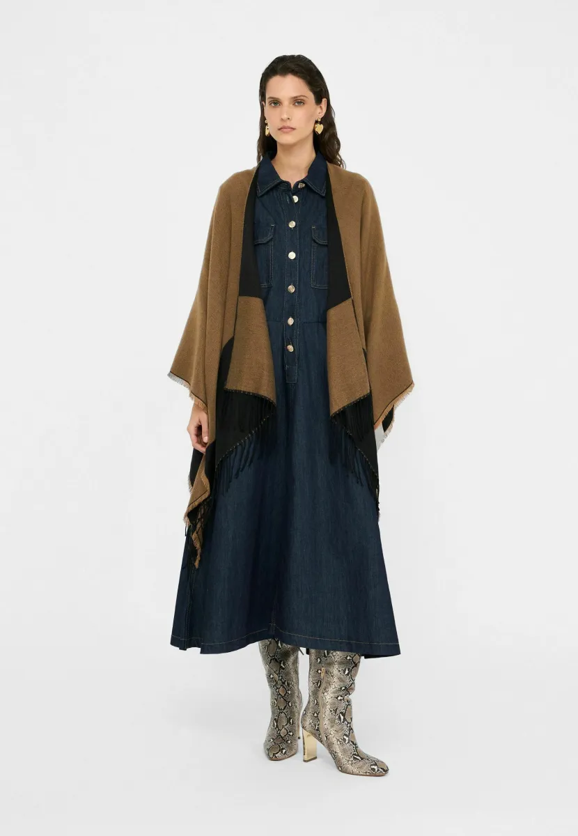 WITH LOGO AND FRINGES - Cape - camel