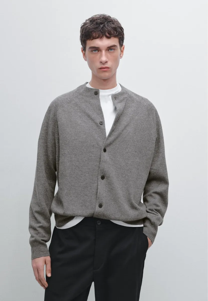 WITH RAGLAN SLEEVES - Strickjacke - grey